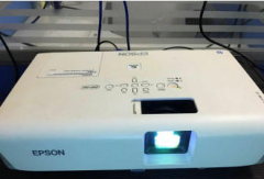 长沙现货-只做投影机,二手投影仪,红叶投影幕教育会议一体机广